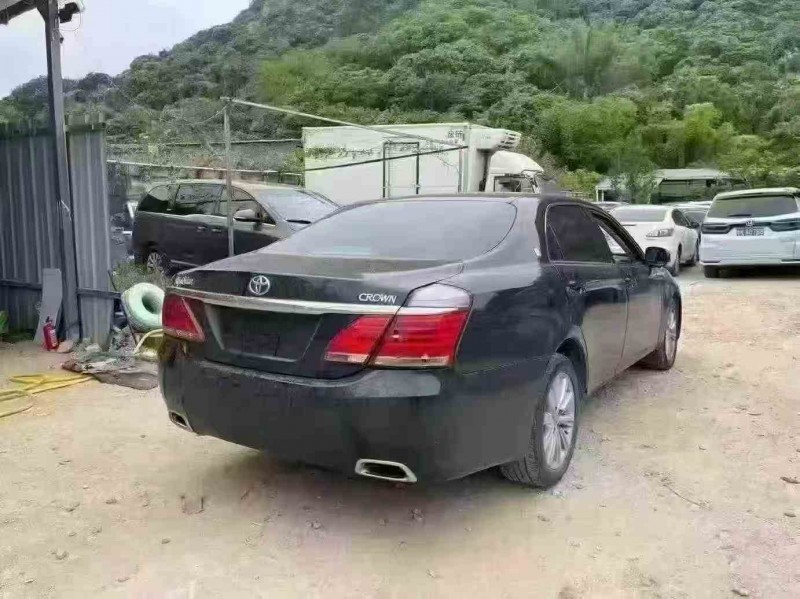 佛山13年丰田海狮8