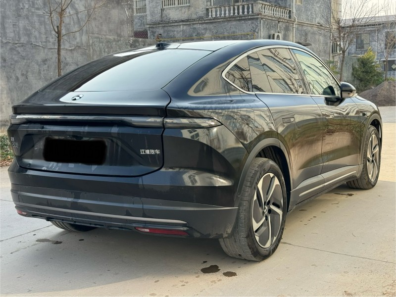 新乡23年蔚来ES68