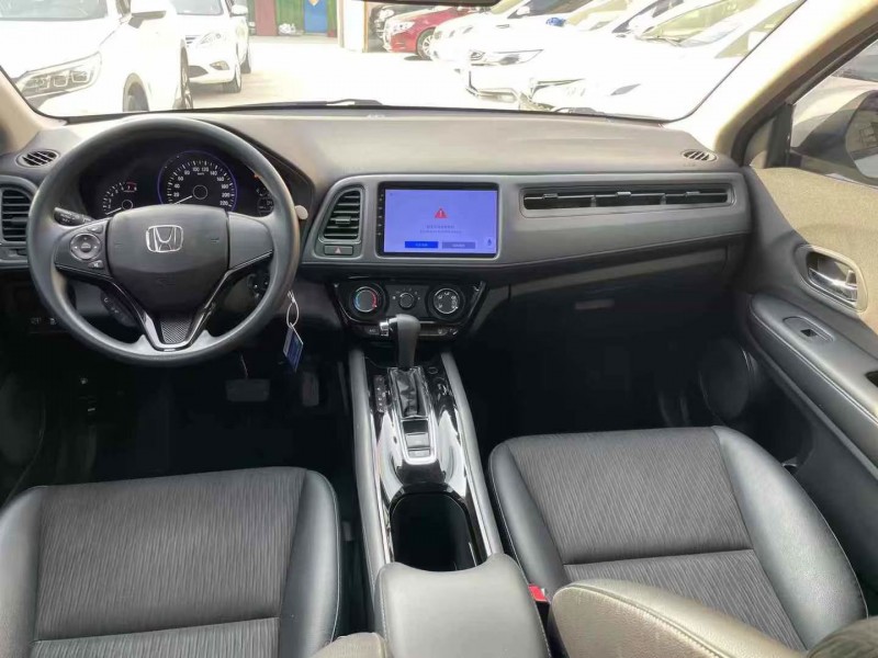 泰安21年本田缤智4