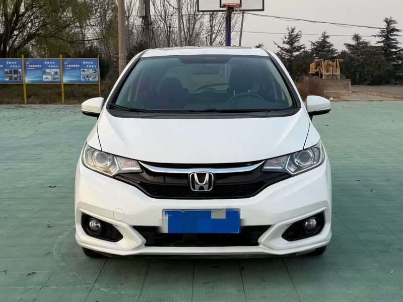 青岛18年本田飞度1