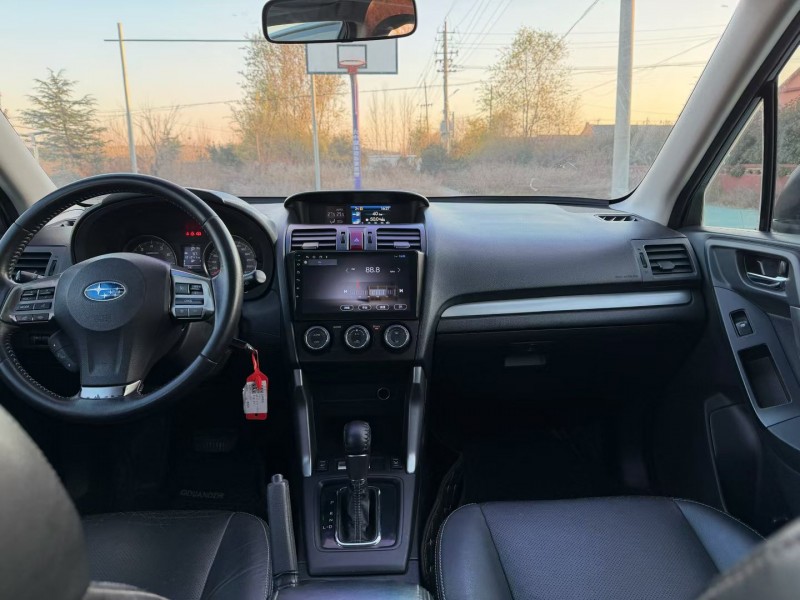 青岛13年斯巴鲁森林人4