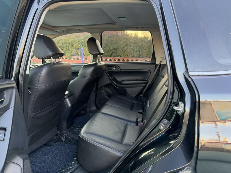 青岛13年斯巴鲁森林人5