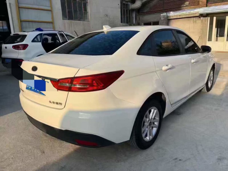 泰安19年福特福克斯9