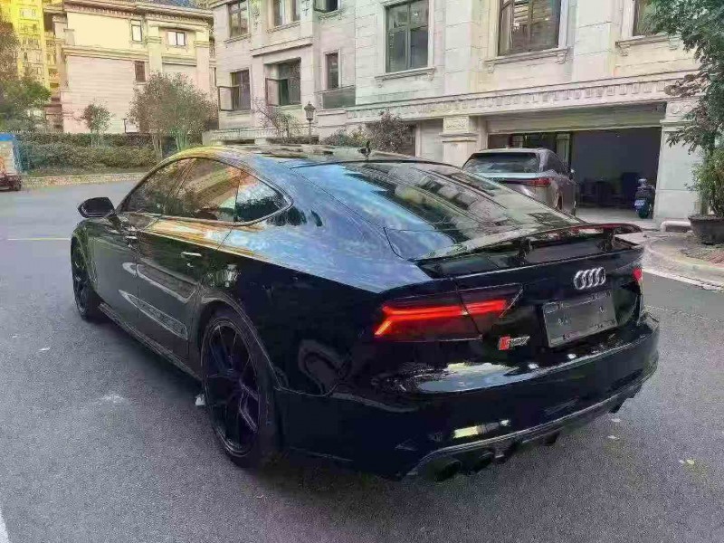 湛江17年奥迪S77