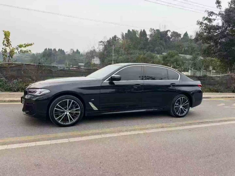 重庆23年宝马5系2