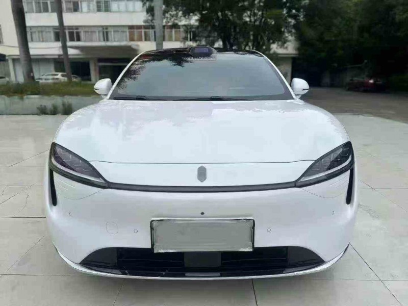 深圳25年华为智选智界R71