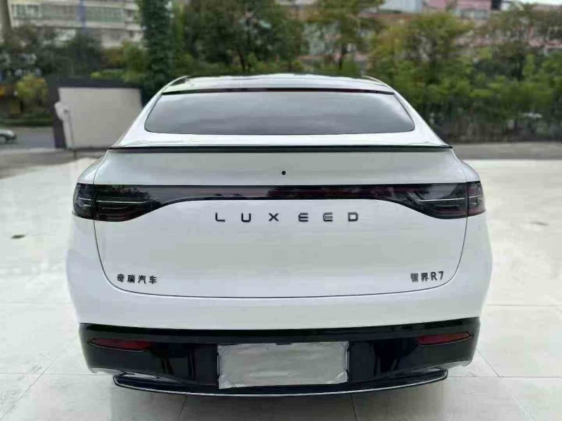 深圳25年华为智选智界R79