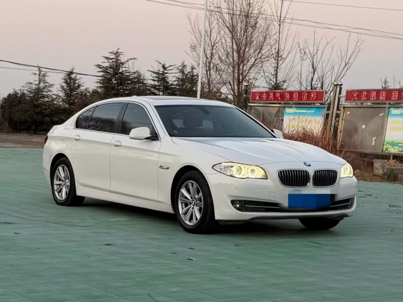 青岛13年宝马3系2