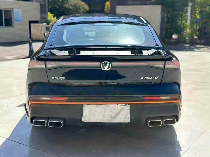 江门25年长安汽车UNI9