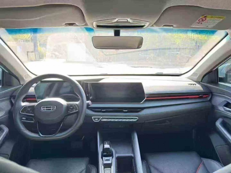 湛江25年吉利缤瑞5