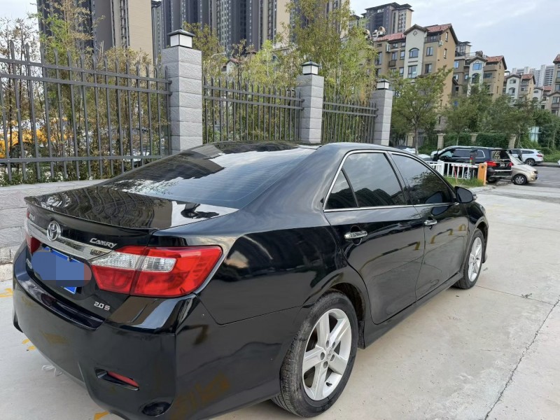 平顶山15年丰田凯美瑞9