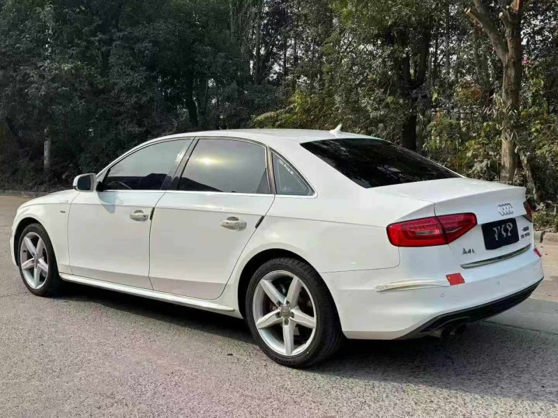 宜昌16年奥迪A4L5