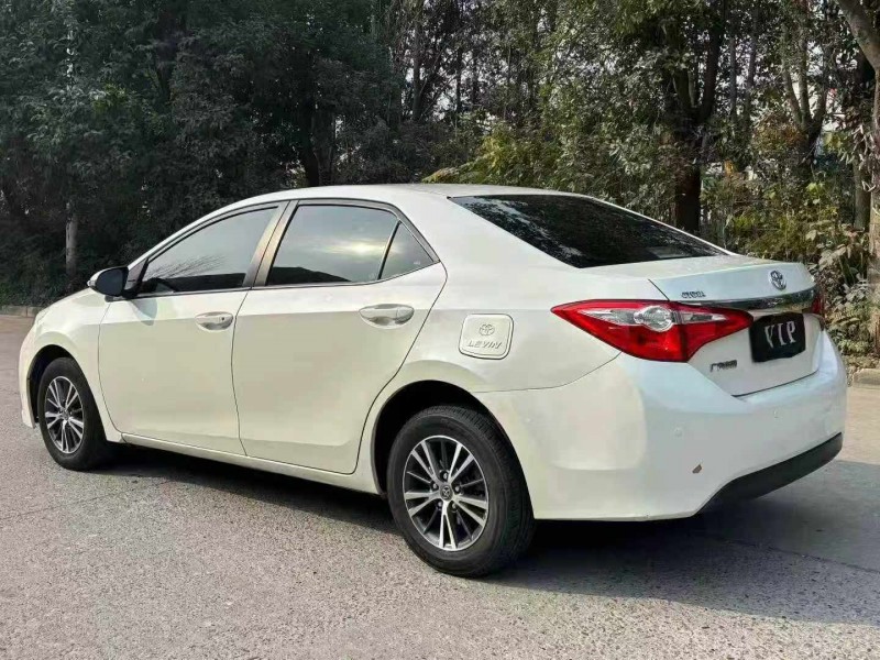 宜昌16年丰田雷凌5