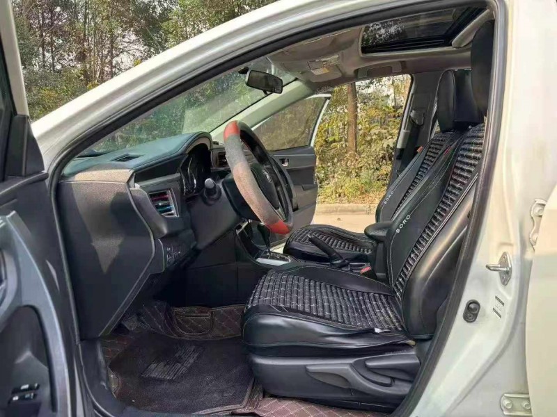 宜昌16年丰田雷凌6