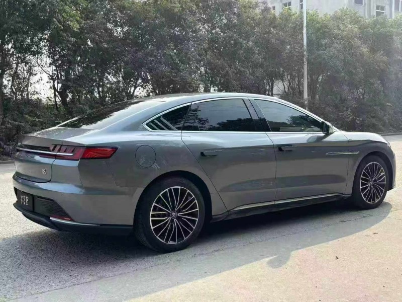 宜昌23年比亚迪汉4