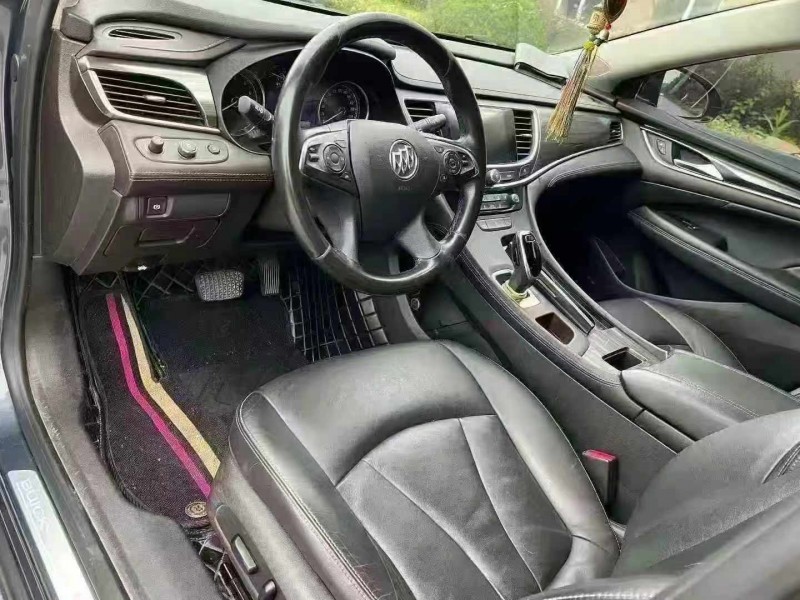 宜昌19年别克君越6