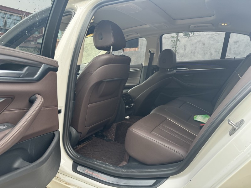 新乡20年宝马5系7