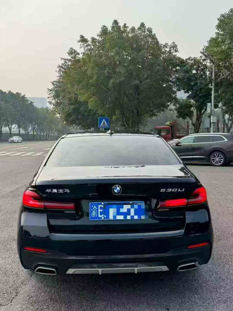 重庆23年宝马5系9