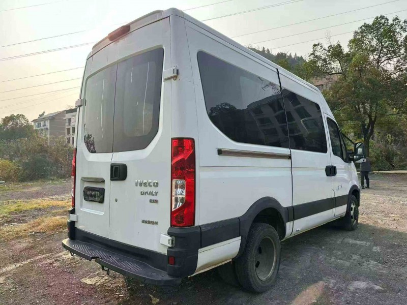 衡阳19年依维柯欧胜8