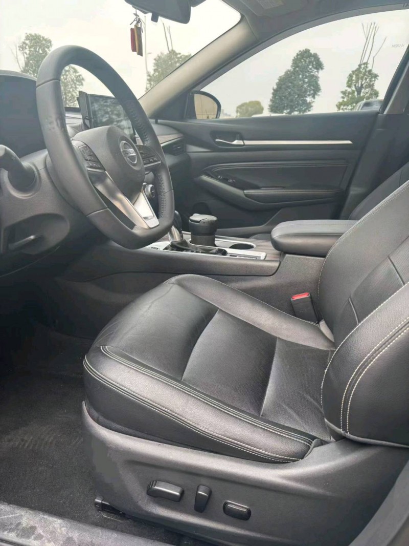 襄阳22年日产天籁7