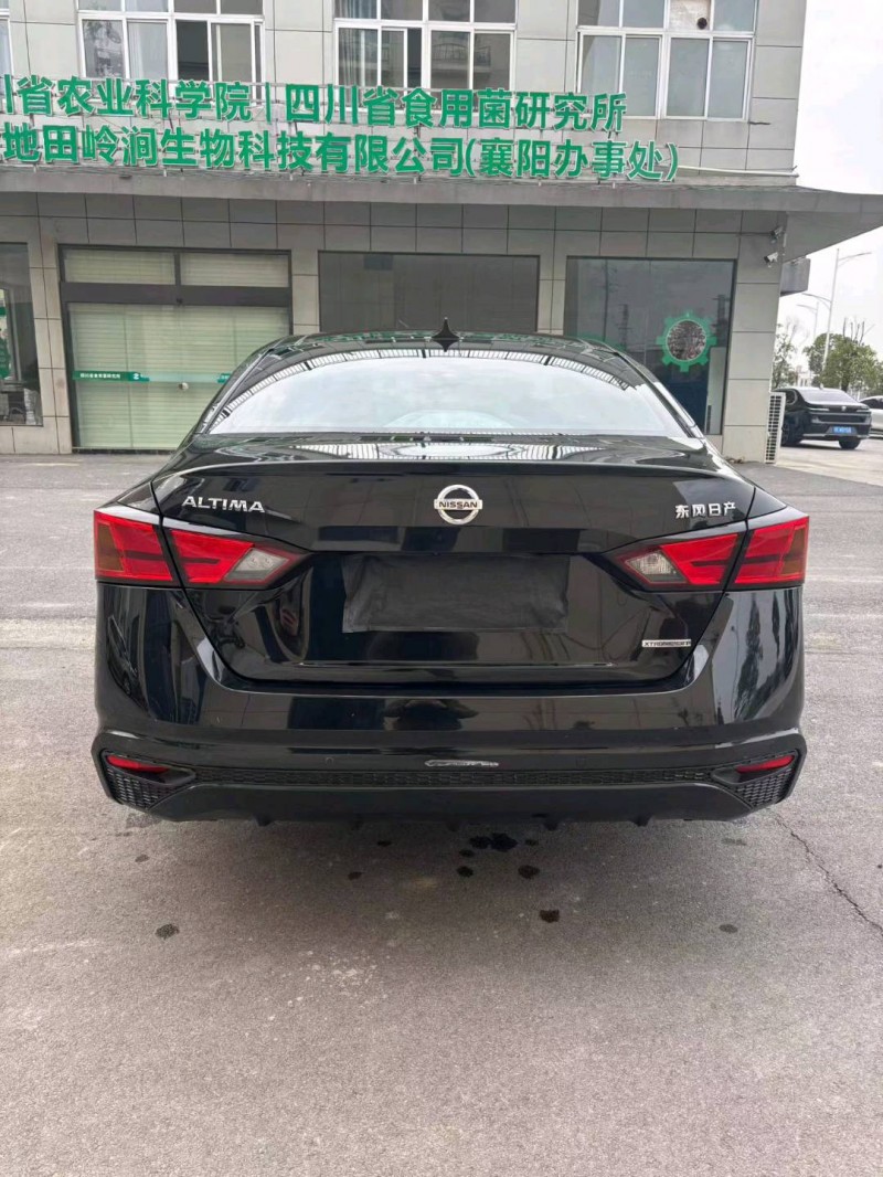 襄阳22年日产天籁9