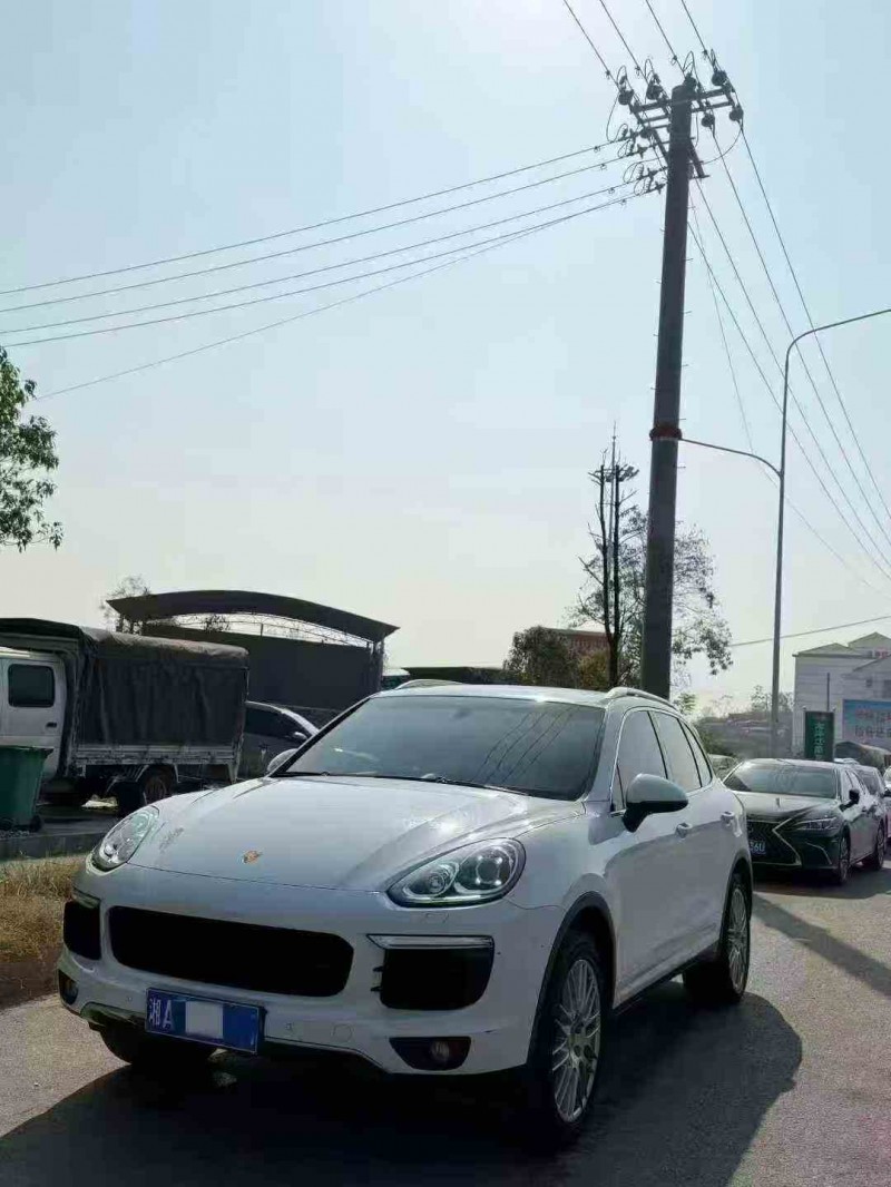 衡阳15年保时捷卡宴2