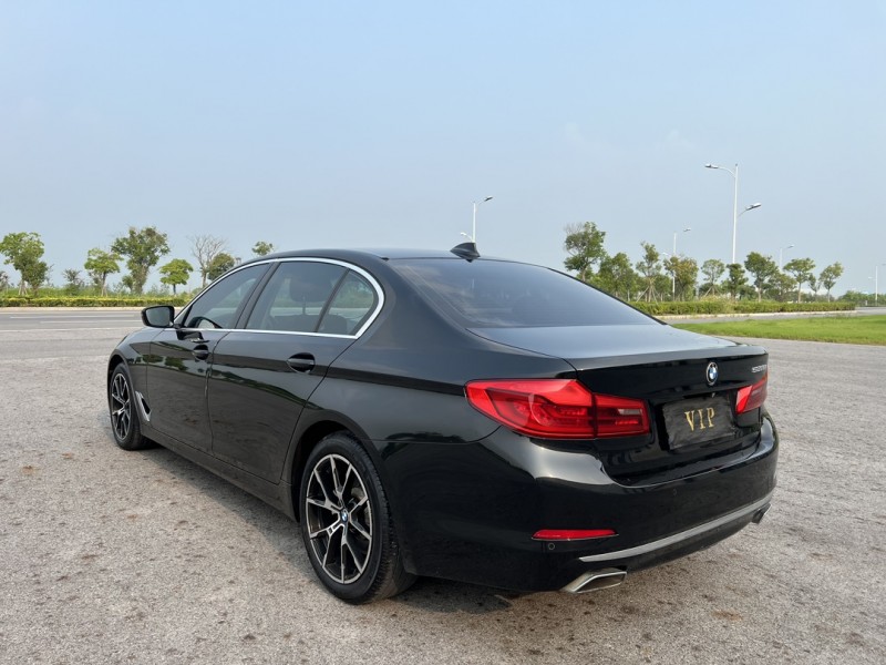 盐城19年宝马5系9