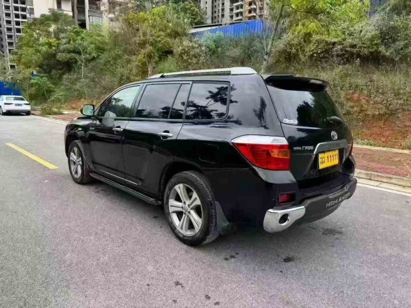 梧州12年丰田汉兰达7