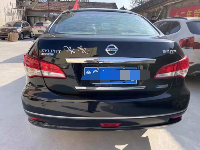 泰安18年日产轩逸8