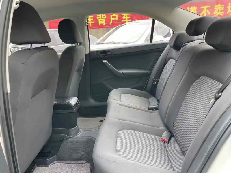 泰安18年大众桑塔纳9