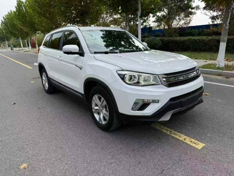 徐州18年长安汽车CS752