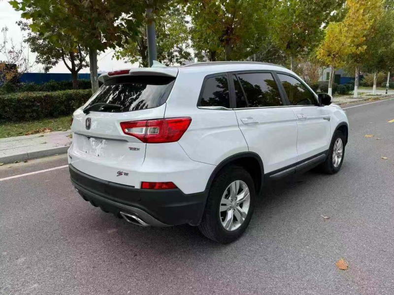 徐州18年长安汽车CS753