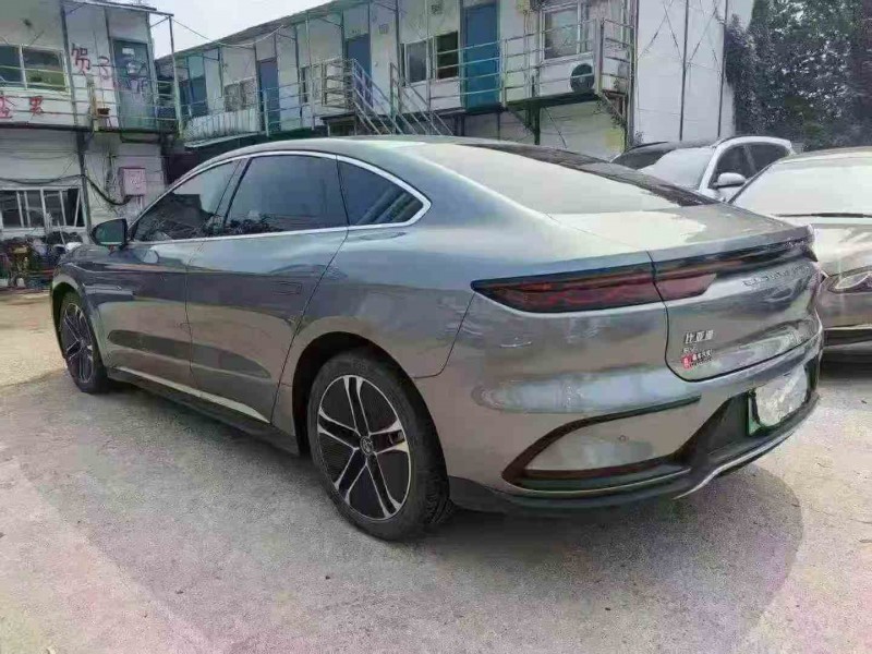 常德23年比亚迪汉7