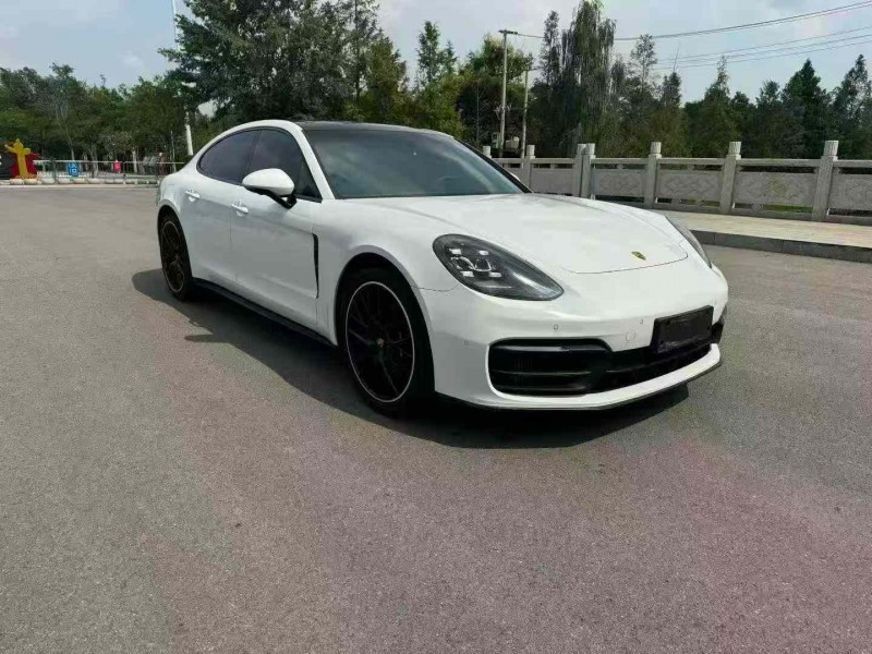 徐州23年保时捷帕拉梅拉2