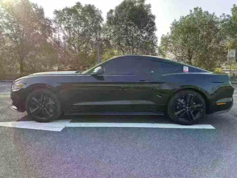 重庆18年福特野马7