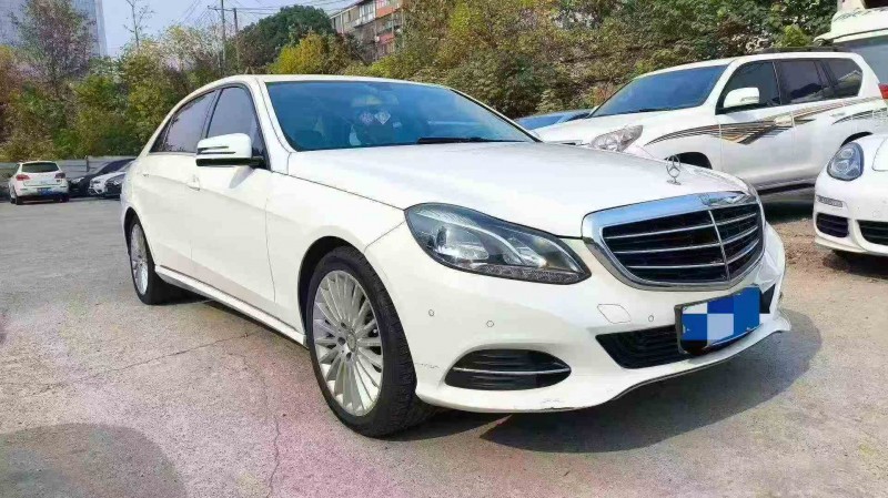 张家界16年奔驰E2