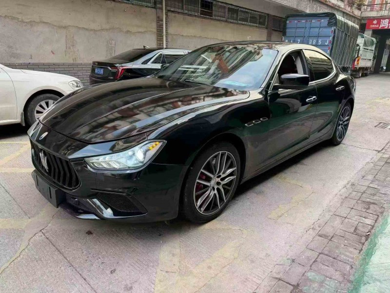 六盘水16年玛莎拉蒂Ghibli2