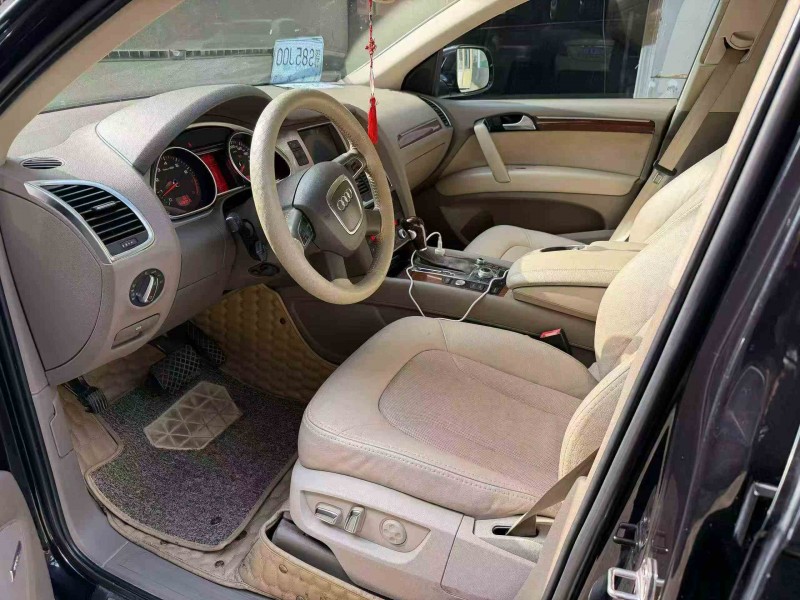 遵义11年奥迪Q76