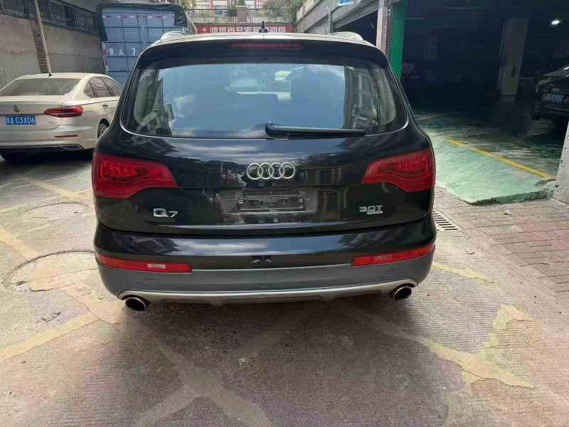 遵义11年奥迪Q79