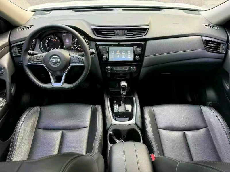 长沙17年日产奇骏6