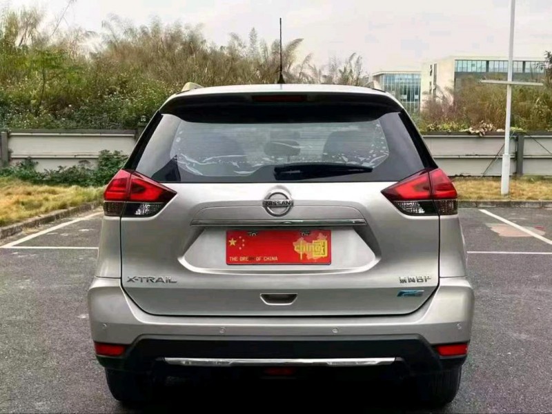 广州18年日产奇骏5