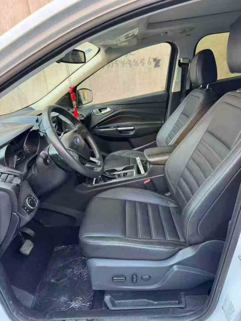 金华17年福特翼虎4