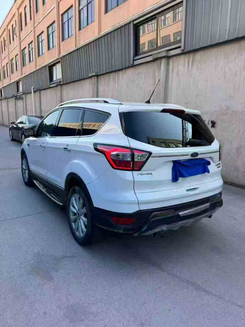 金华17年福特翼虎7