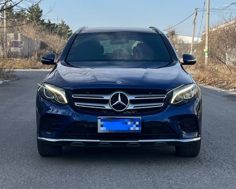 青岛19年奔驰GLC1