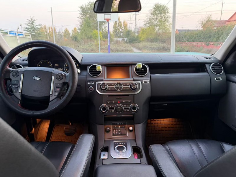 青岛14年路虎发现4