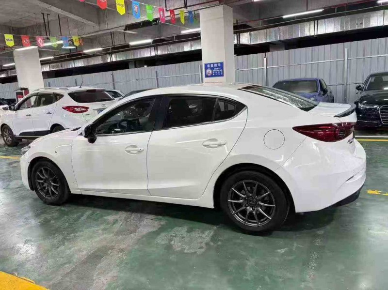 遵义18年马自达昂克赛拉8