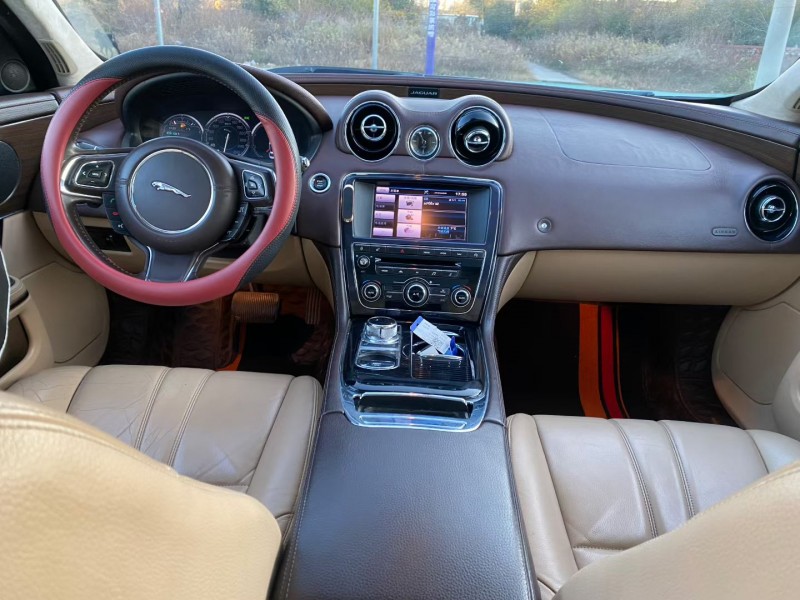 青岛14年捷豹XJ4