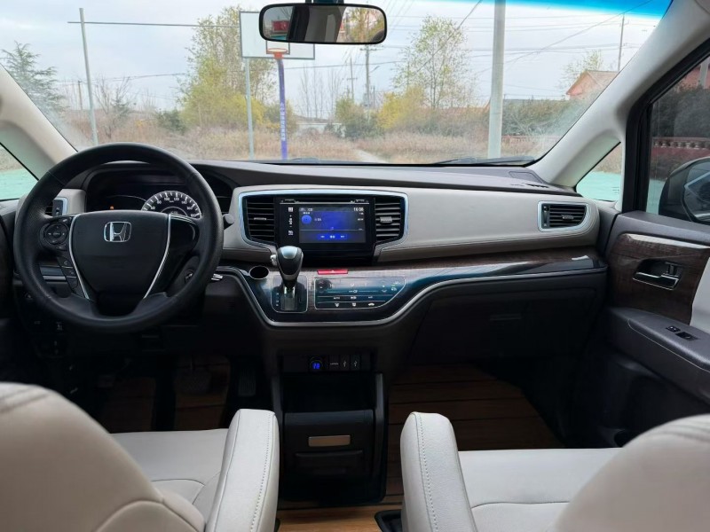 青岛18年本田奥德赛4