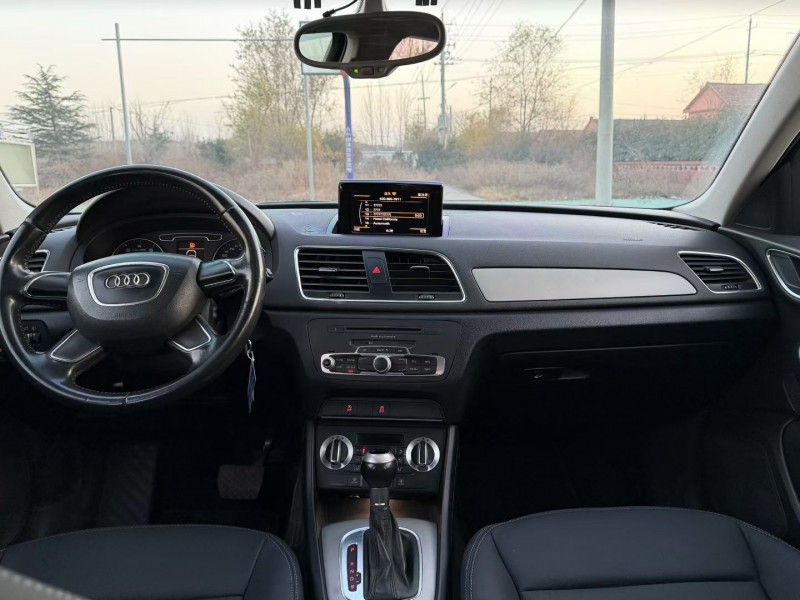 青岛13年奥迪Q34