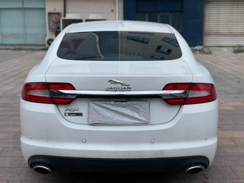 青岛15年捷豹XF9